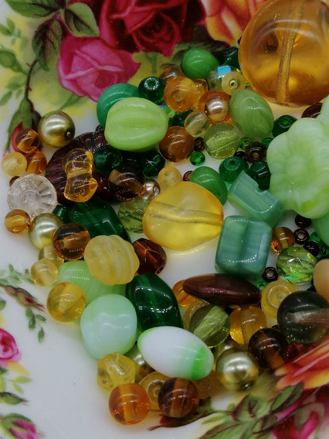Perlenmischung "braun-grün" // ca. 50 g // verschiedenen Perlen