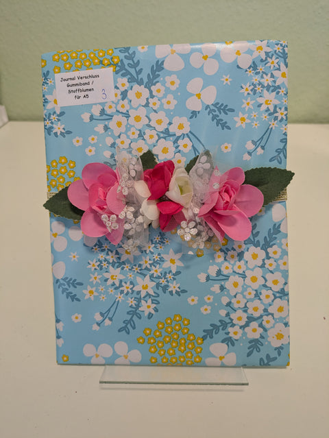 Journal Closure (10) // Elastic band and lace // handmade by Beate