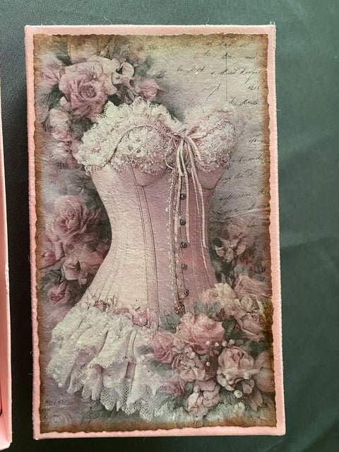 Vintage Geschenkbox mit runden Holzwäscheklammern (2) // handgemacht von Beate