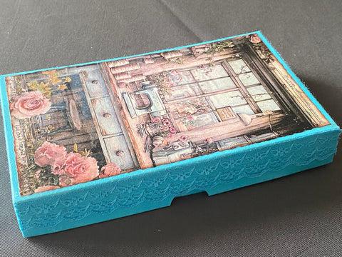 Vintage Geschenkbox mit runden Holzwäscheklammern (15) // handgemacht von Beate