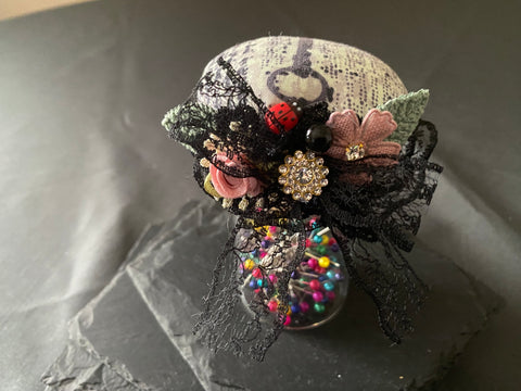 Vintage Geschenkbox mit Nadelkissenglas (9) / handgemacht von Beate