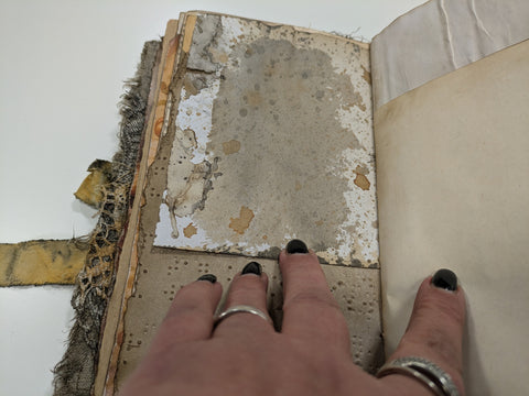 Grungy Junk Journal aus dem Bastelmaterialset // handgemacht von Ute