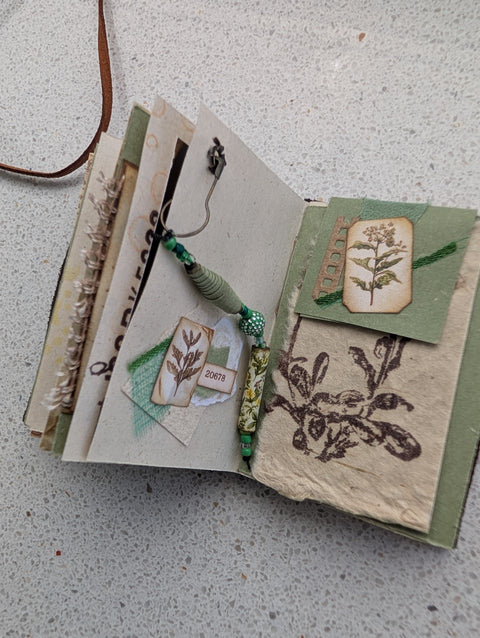 Sini-Mini Journal "Betty's Kräuter" // handgemacht von Sina