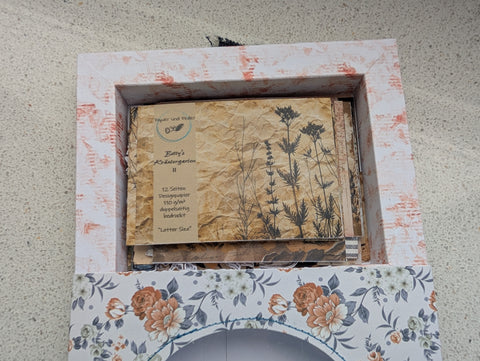ausgeschnittenes Sini-Mini Kreativset "Betty's Kräutergarten II" // von Sina