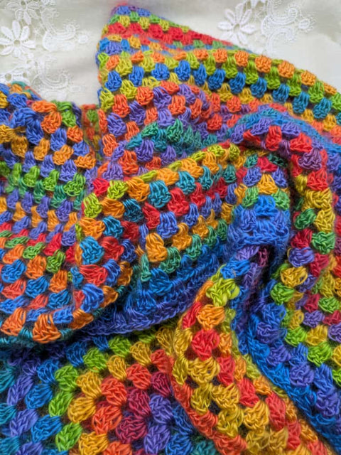 gehäkeltes Dreieckstuch/Schal für Kinder // handgemacht von Bianca