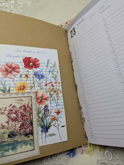 Kalenderbuch 2026 "Die vier Jahreszeiten" (braun) // groß // handgemacht von Sina