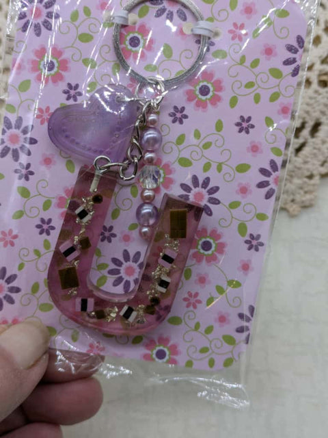 Schlüsselanhänger aus Resin "U" // handgemacht von Bianca