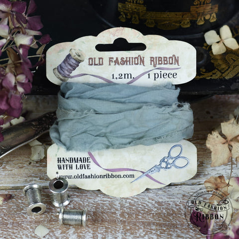 Old Fashion Ribbon // "dirty sage" // Linen ribbon // 1.20 to 1.40 m long - 2 cm wide 